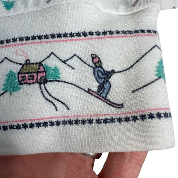 Ashley Vintage Ski Themed Turtleneck Pullover Long Sleeves Size Medium - Picture 4 of 6